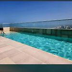Entire Apartment With Amazing Views Tower 811