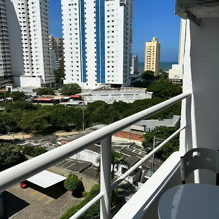 Entire With Amazing Views Tower 811